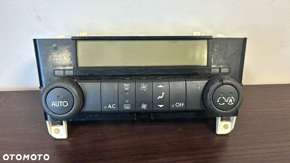 panel sterowania  nawiewu klimatyzacji LAGUNA II LIFT 2006R 8200575240    (89/6) - 1
