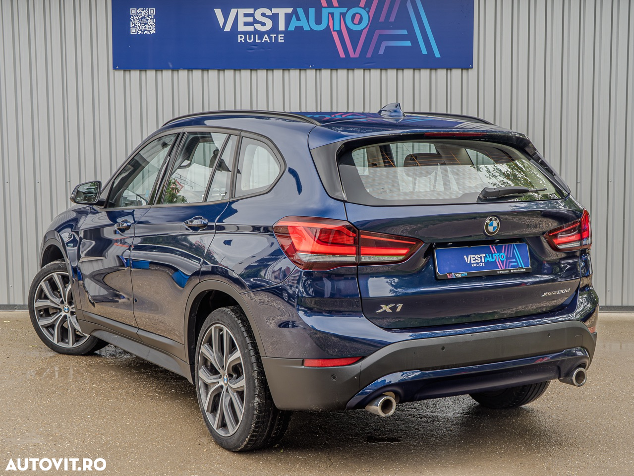 BMW X1 xDrive20d AT - 8