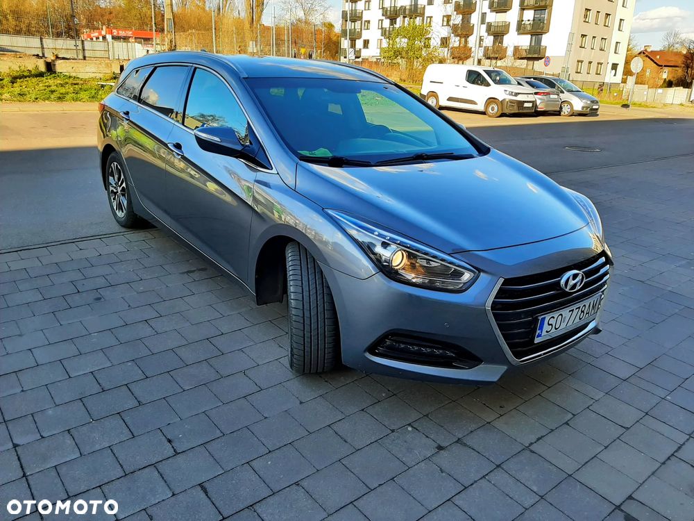 Hyundai i40 Kombi 1.7 CRDi DCT Trend - 3
