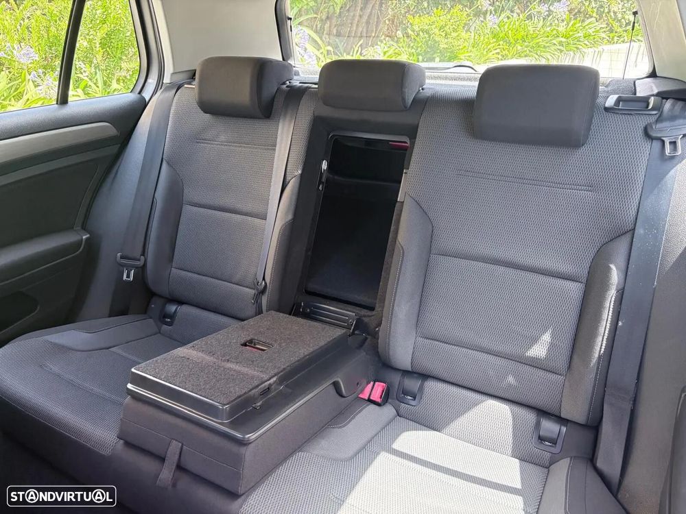 VW Golf 1.0 TSI Trendline - 57