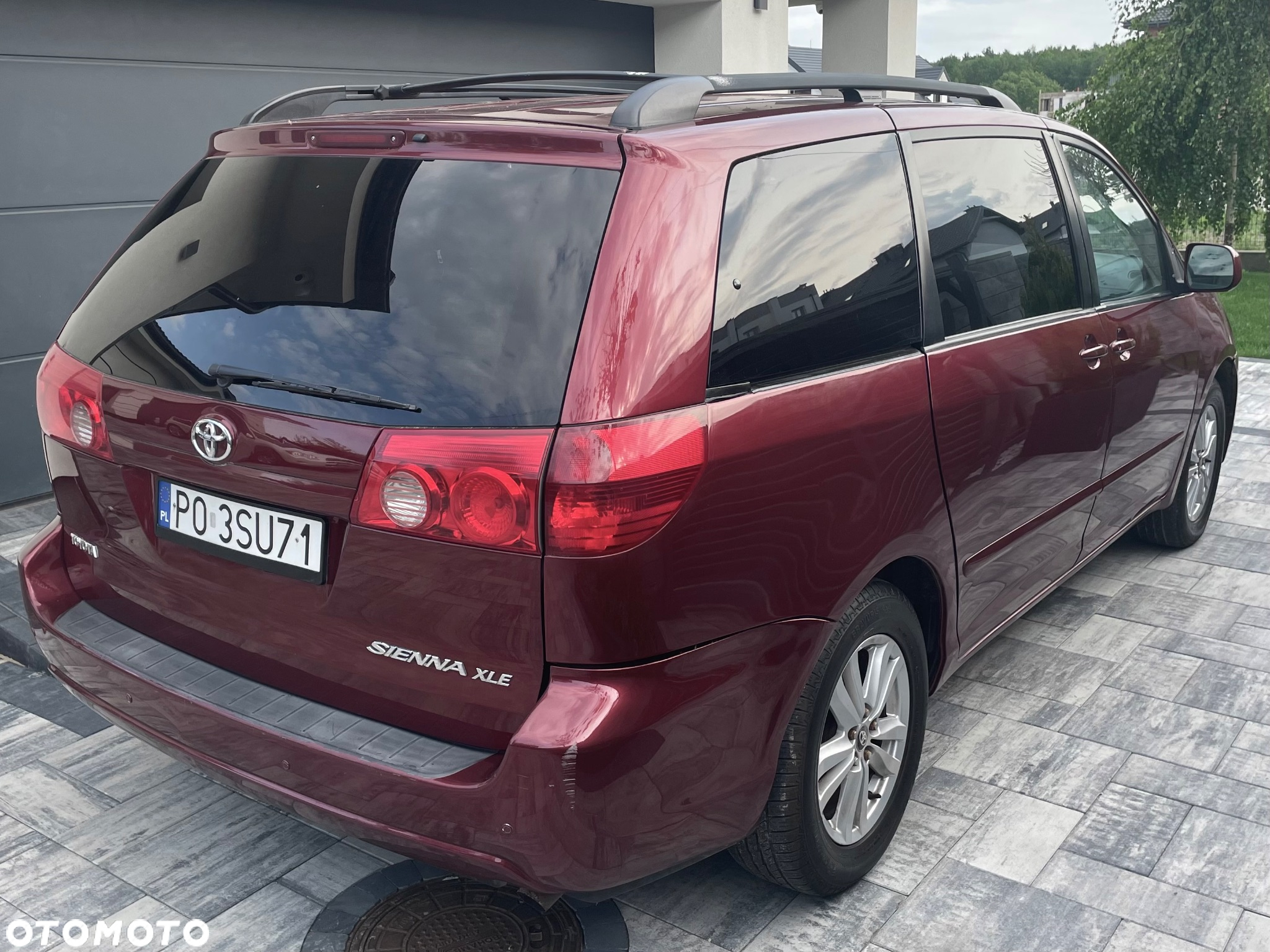 Toyota Sienna - 14