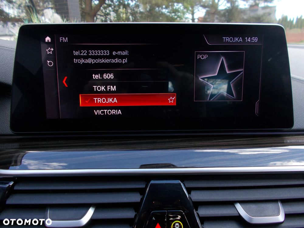 BMW Seria 5 530i GPF xDrive Luxury Line sport - 14