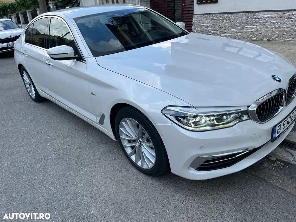 BMW Seria 5 530d Aut. Luxury Line - 12
