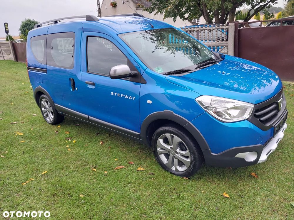Dacia Dokker TCe 115 Stepway Celebration - 2