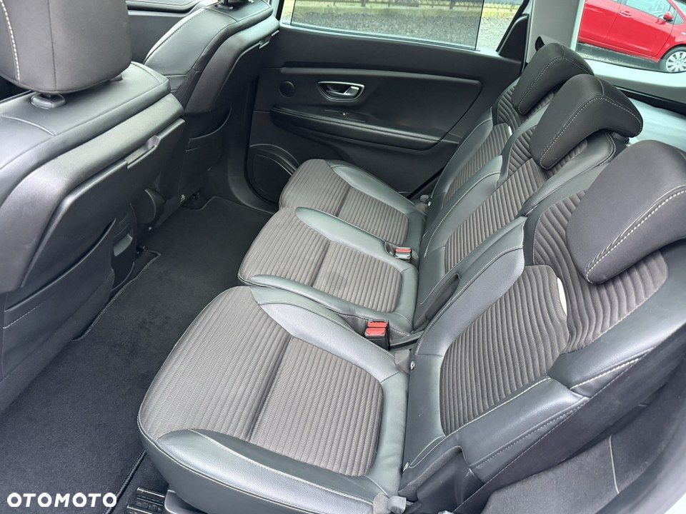 Renault Grand Scenic Energy TCe 130 S&S Bose Edition - 37