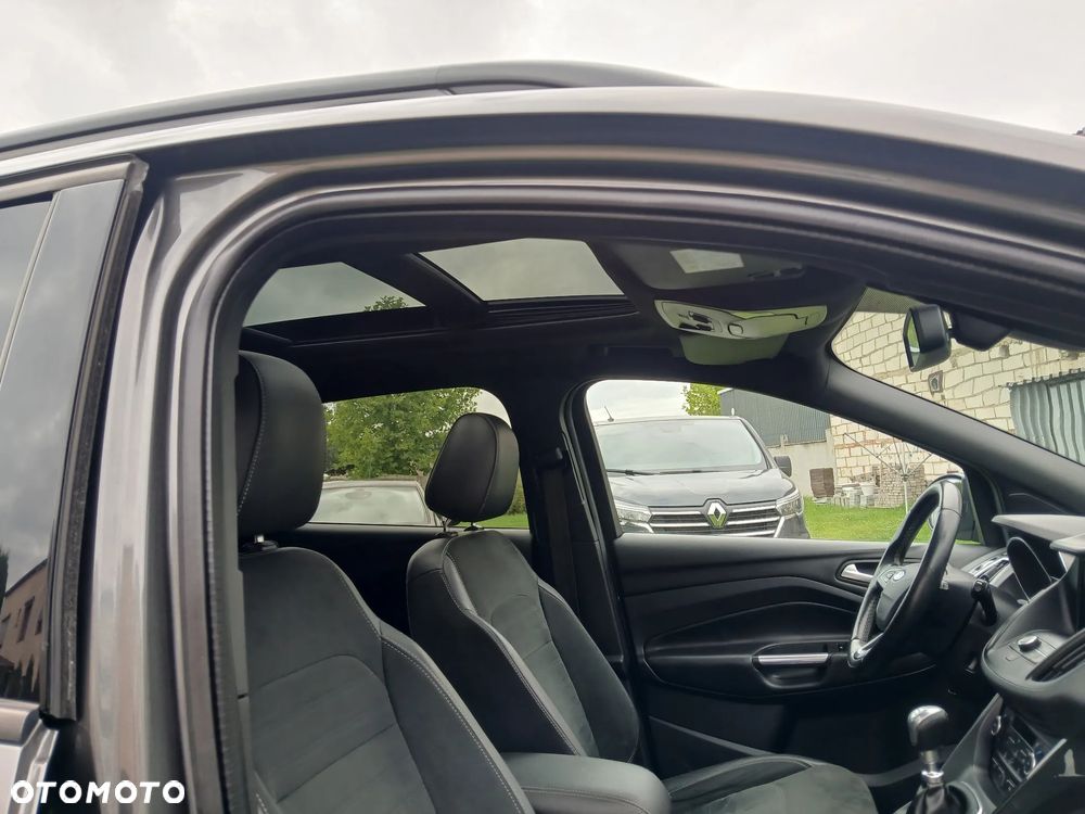 Ford Kuga 2.0 TDCi 2x4 ST-Line - 10