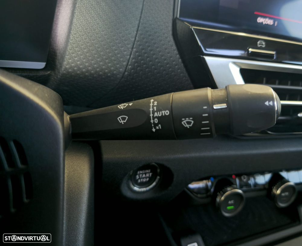 Citroën C4 PureTech 130 Stop&Start EAT8 SHINE - 12