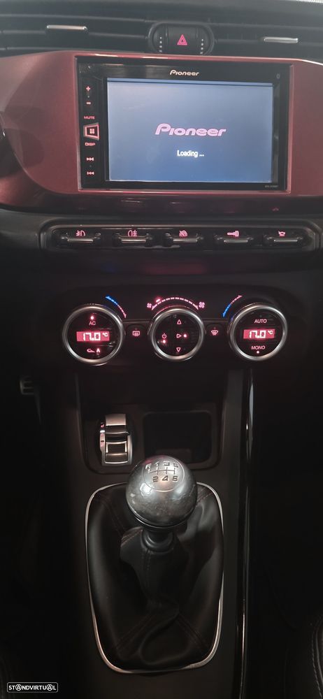 Alfa Romeo Giulietta 1.6 JTDm Exclusive - 18