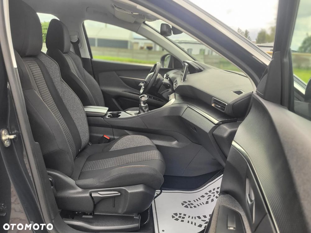 Peugeot 3008 - 16