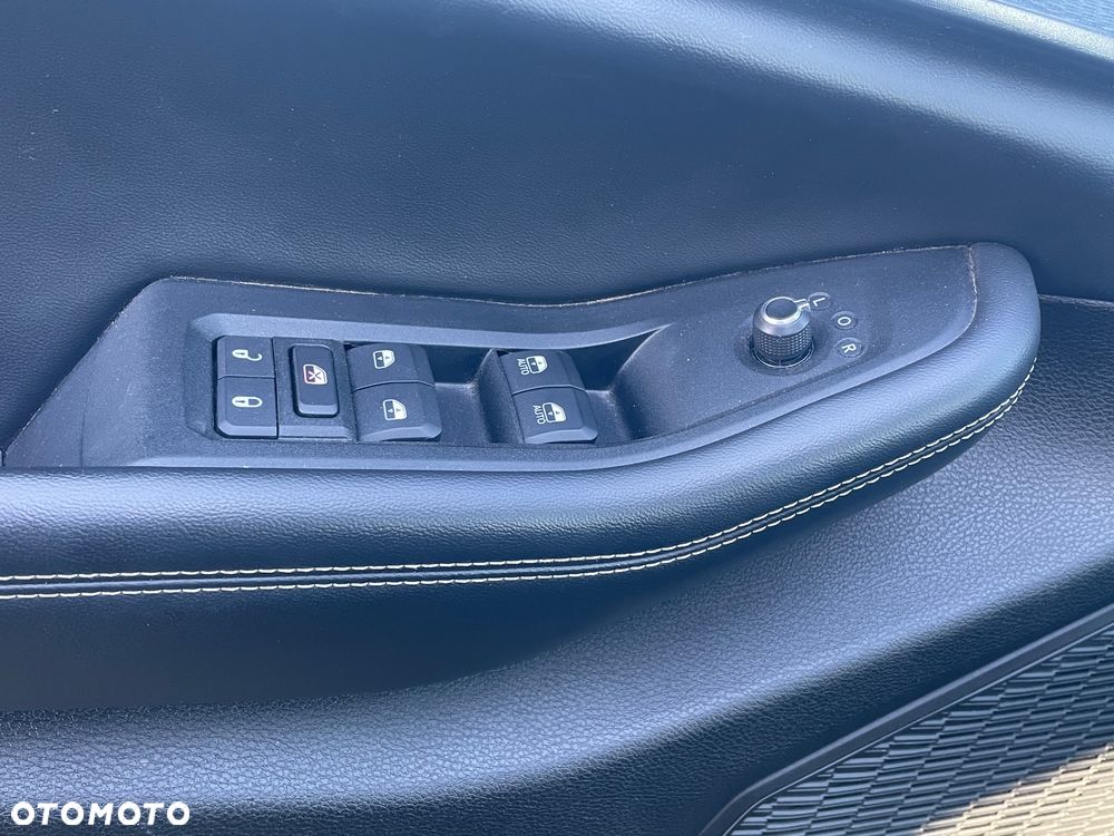 Jeep Grand Cherokee - 8