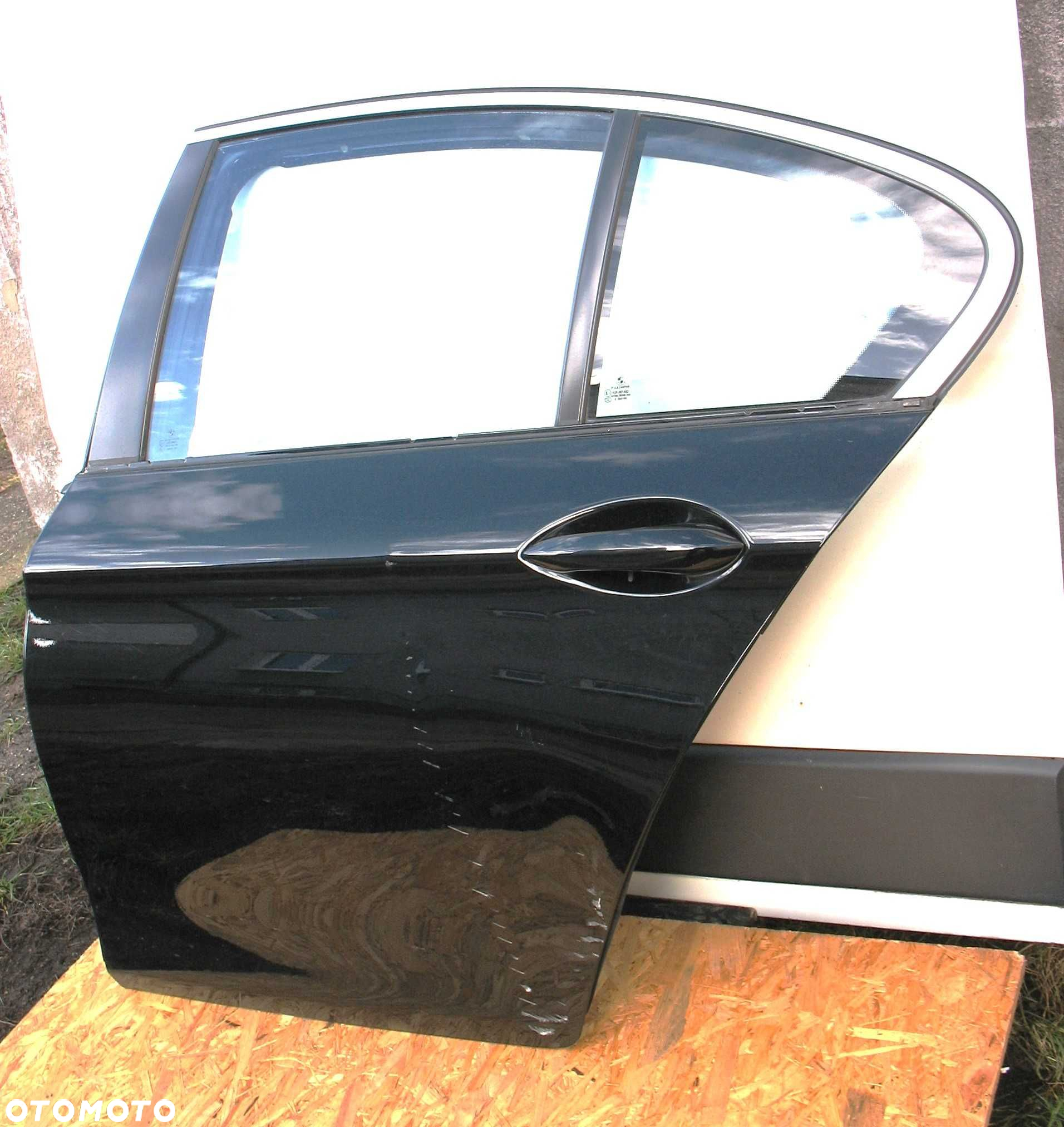 BMW F10 Sedan Drzwi lewe tył - 3
