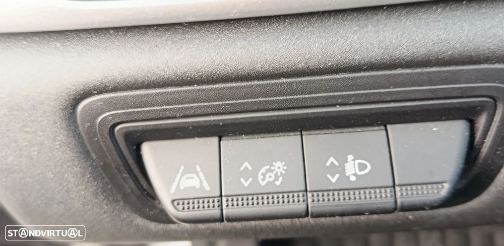 Renault Captur 1.0 TCe Exclusive - 13