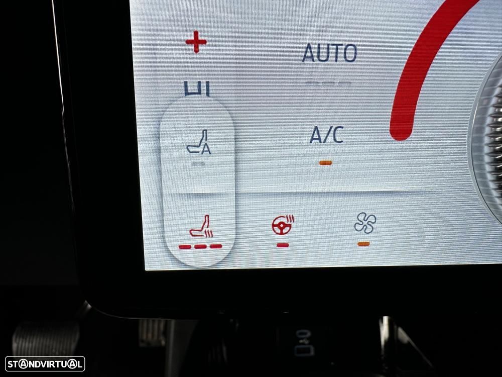 Ford Mustang Mach-E Standard - 40