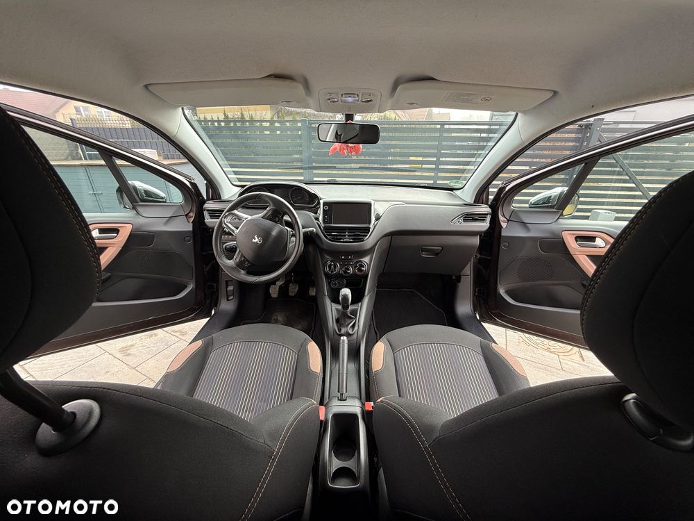 Peugeot 208 1.6 e-HDi Active STT - 20