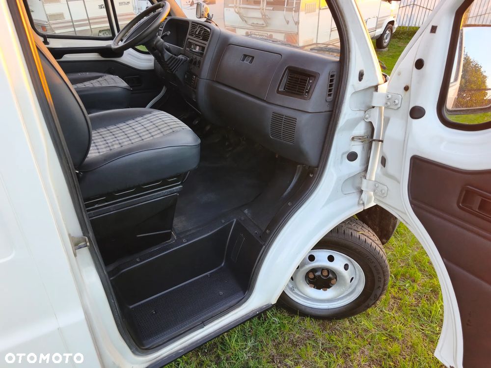 Peugeot Kamper - 5