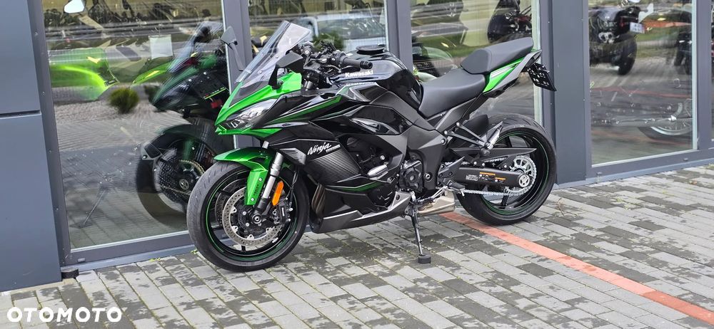 Kawasaki Ninja 1000 SX - 26