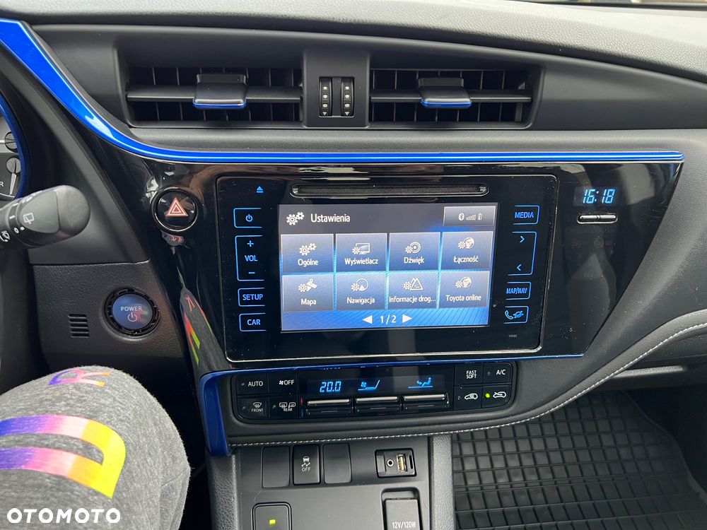 Toyota Auris 1.8 HSD Luna - 14