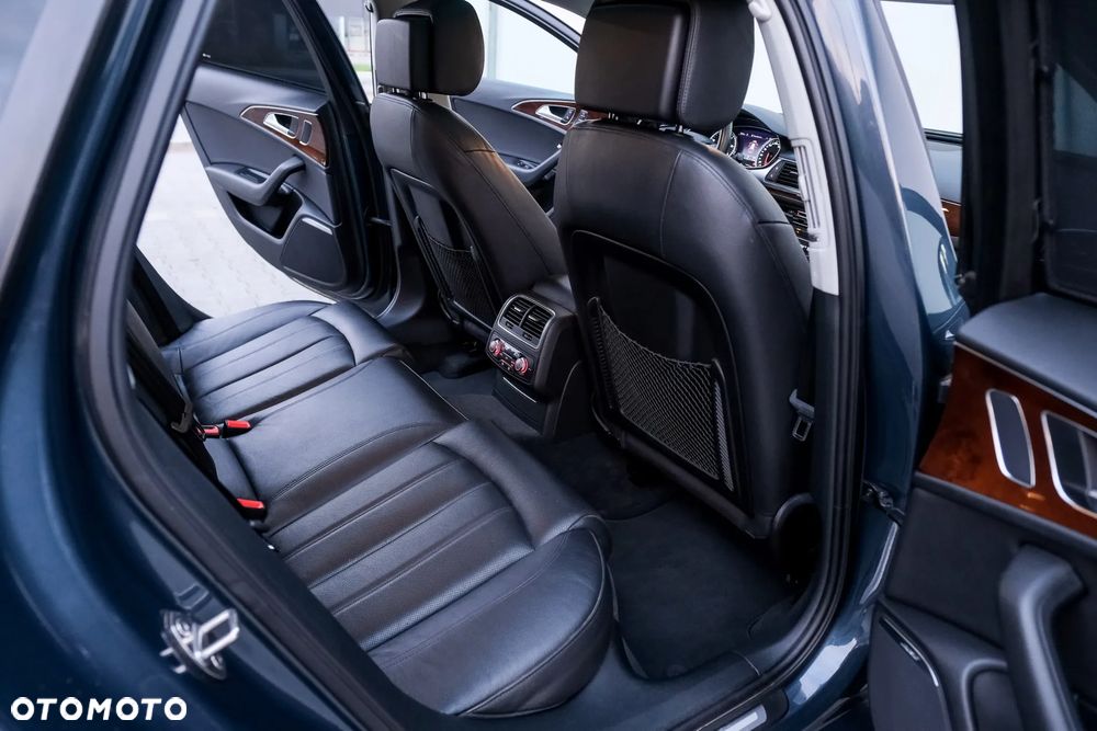 Audi A6 Avant 2.0 TDI ultra S tronic - 32