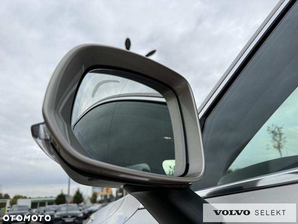 Volvo XC 90 - 16