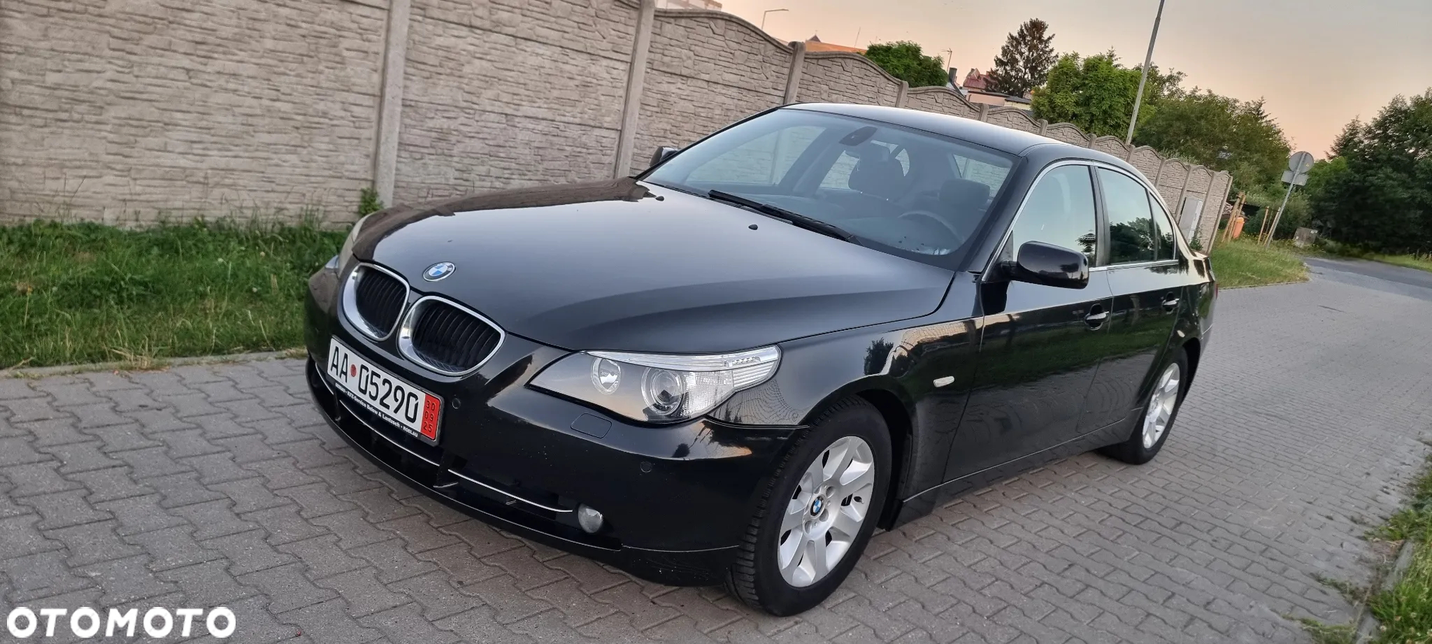 BMW Seria 5 525i - 2