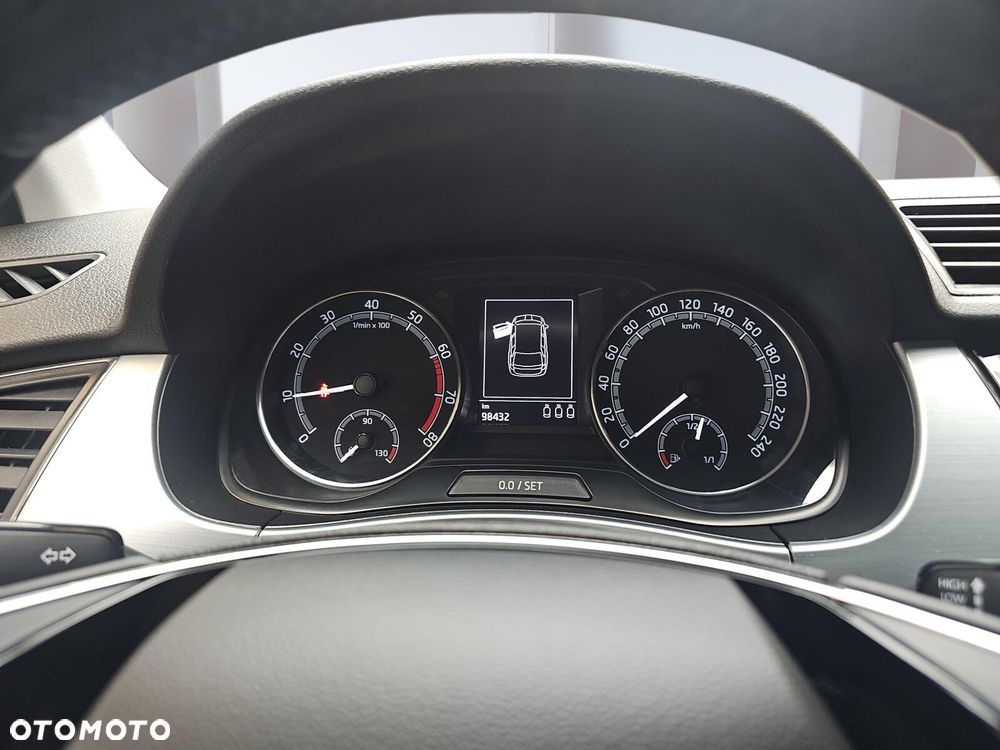 Skoda Fabia 1.0 TSI Ambition - 16