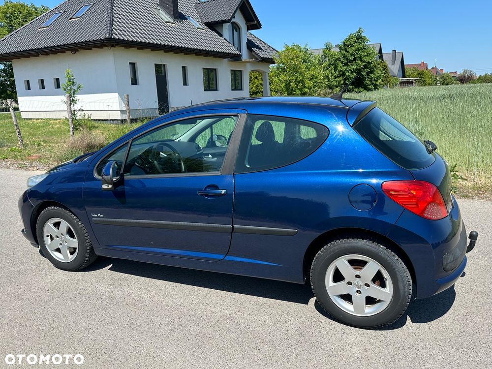 Peugeot 207 1.4 16V Trendy - 6