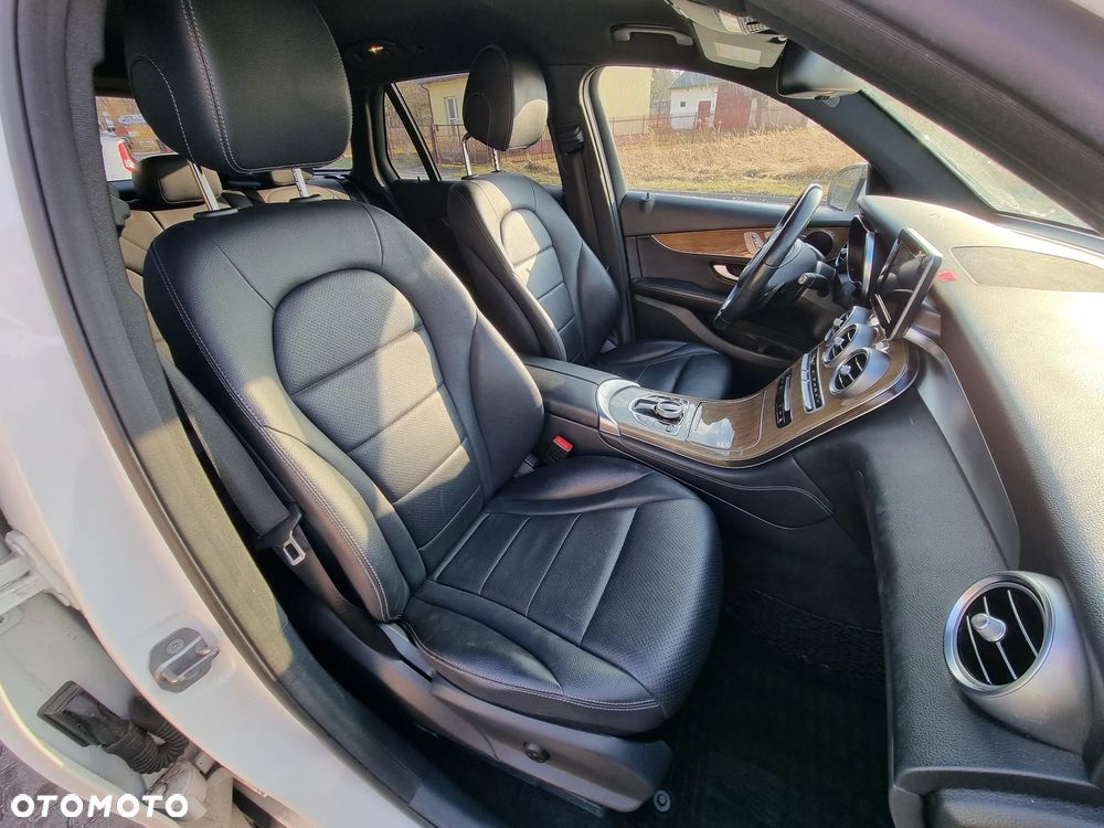 Mercedes-Benz GLC - 20