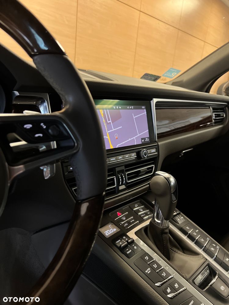 Porsche Macan - 18