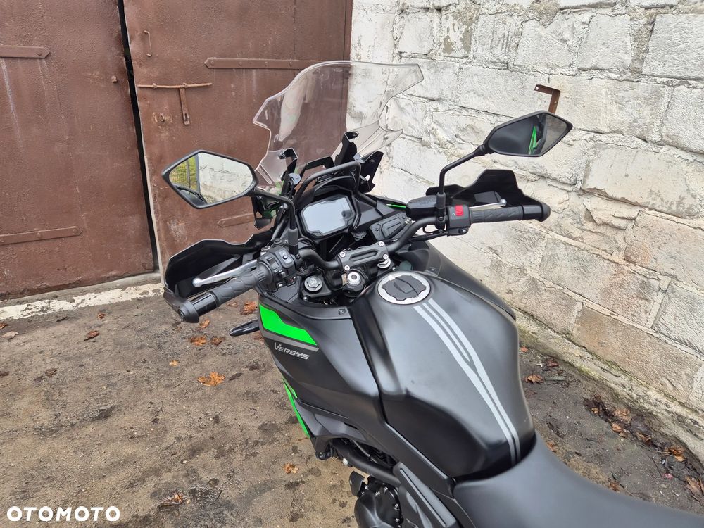 Kawasaki Versys 650 - 12