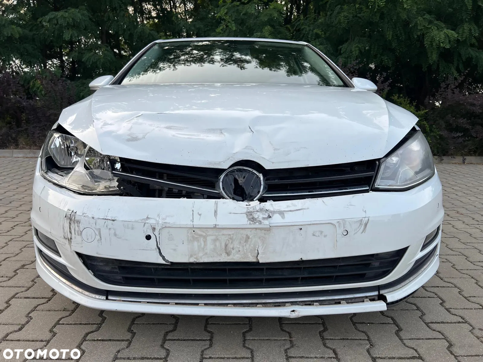 Volkswagen Golf 2.0 BlueTDI 4Motion Comfortline - 9
