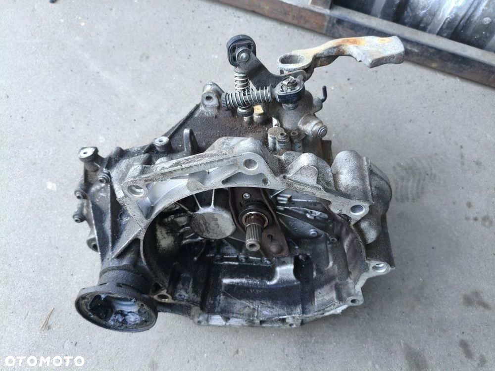 Skrzynia biegów FVH 6 biegów VW Volkswagen 1,6 MPI BSE BGU Audi Seat Skoda - 2