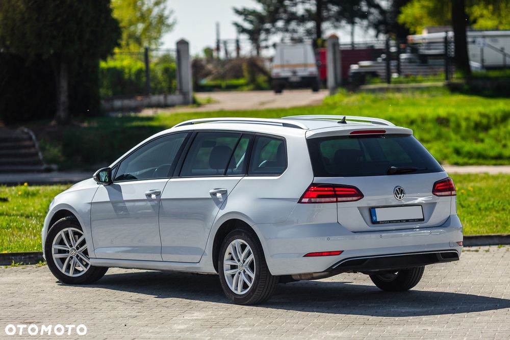 Volkswagen Golf Variant 2.0 TDI (BlueMotion Technology) Comfortline - 11
