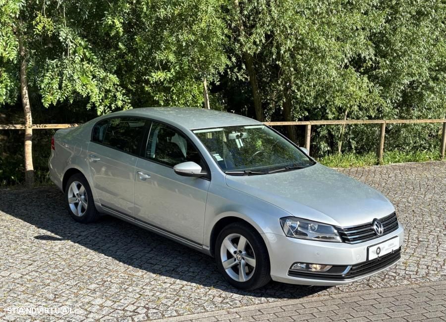 VW Passat 1.6 TDI Confortline - 15
