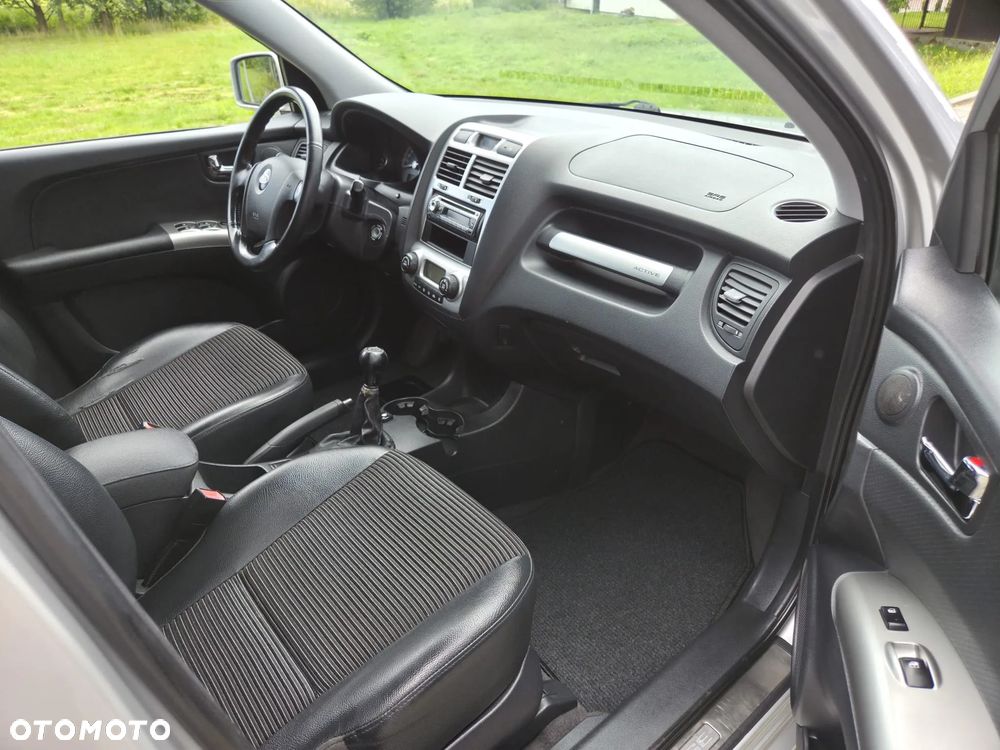 Kia Sportage 2.0 4WD Cup - 16