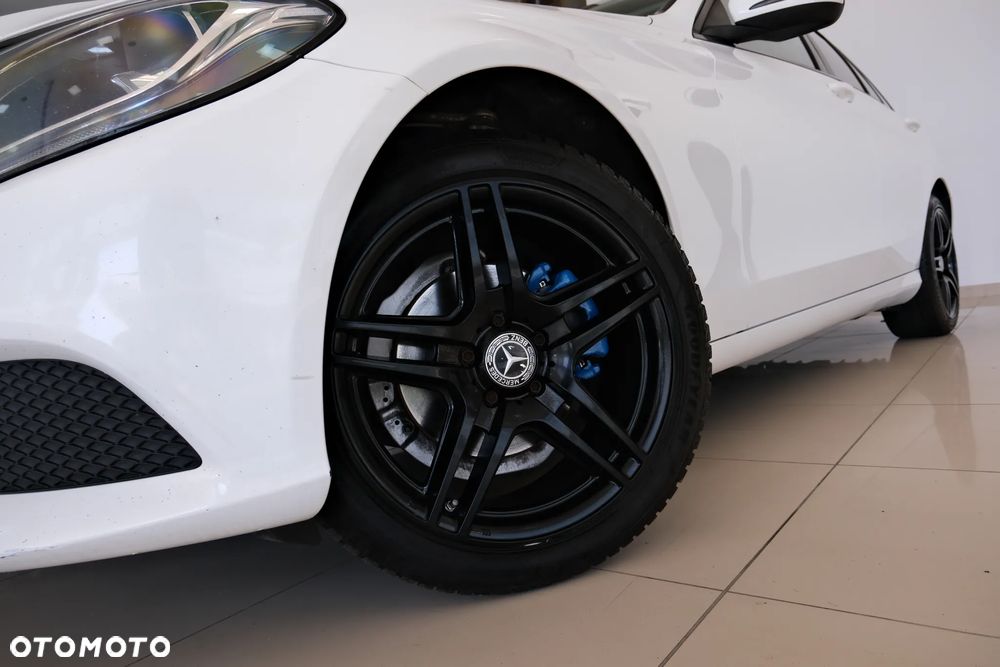 Mercedes-Benz Klasa C 180 (BlueTEC) d - 10