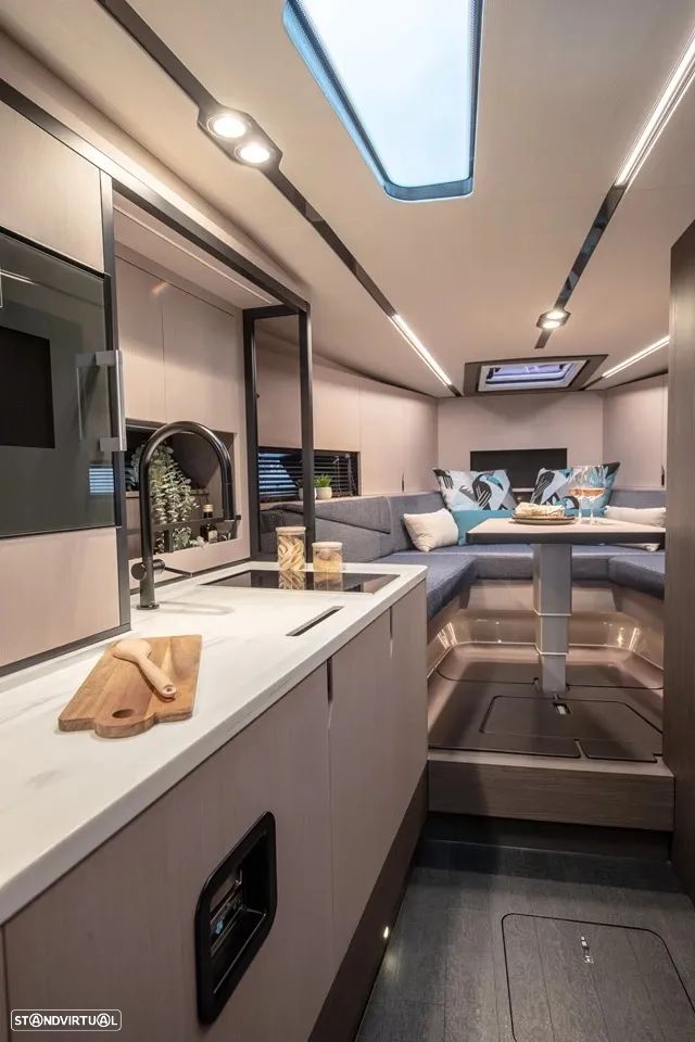 Windy 40 Camira RS - 8