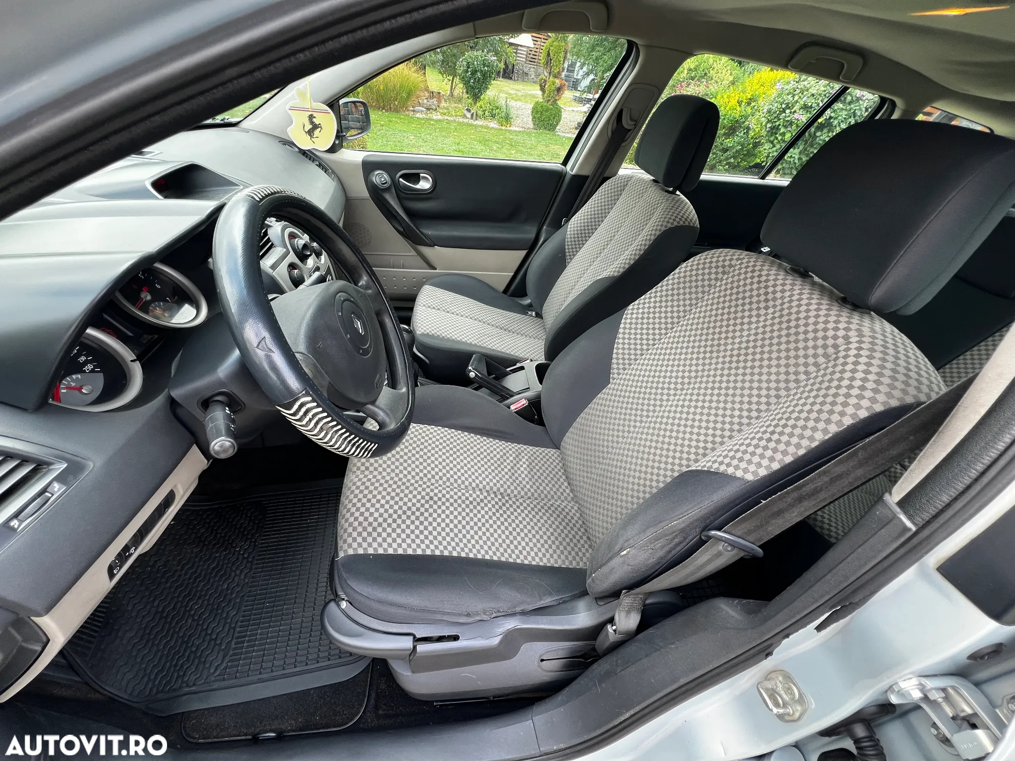 Renault Megane 1.6 Authentique - 5