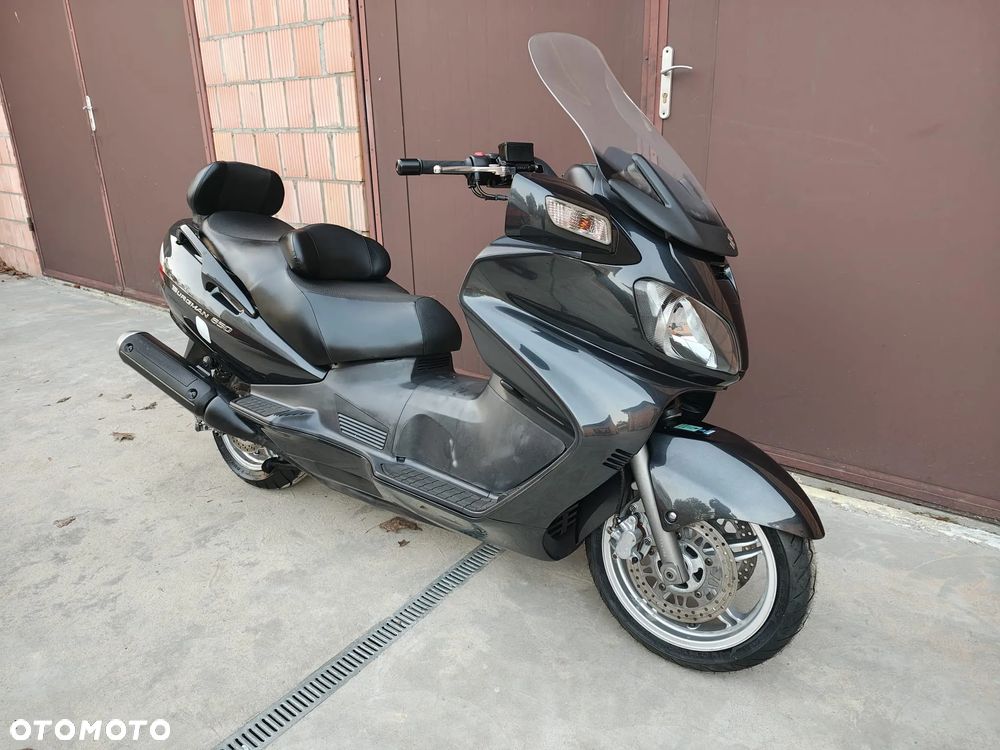 Suzuki Burgman - 1