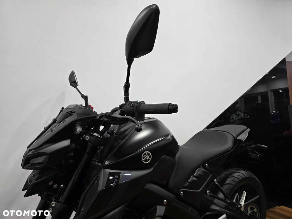 Yamaha MT - 8