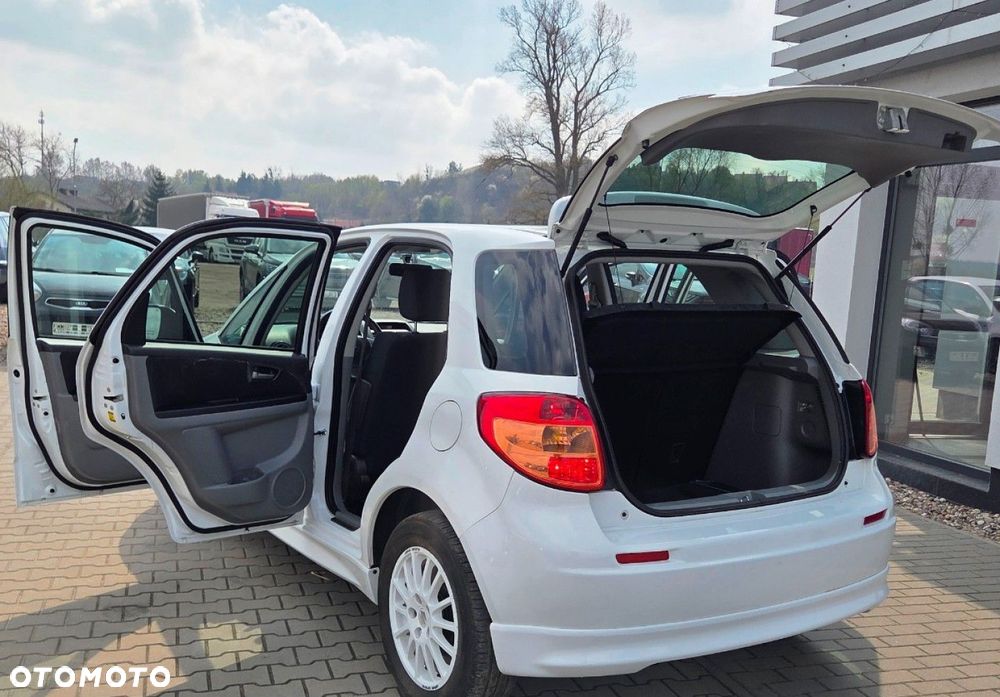 Suzuki SX4 - 34
