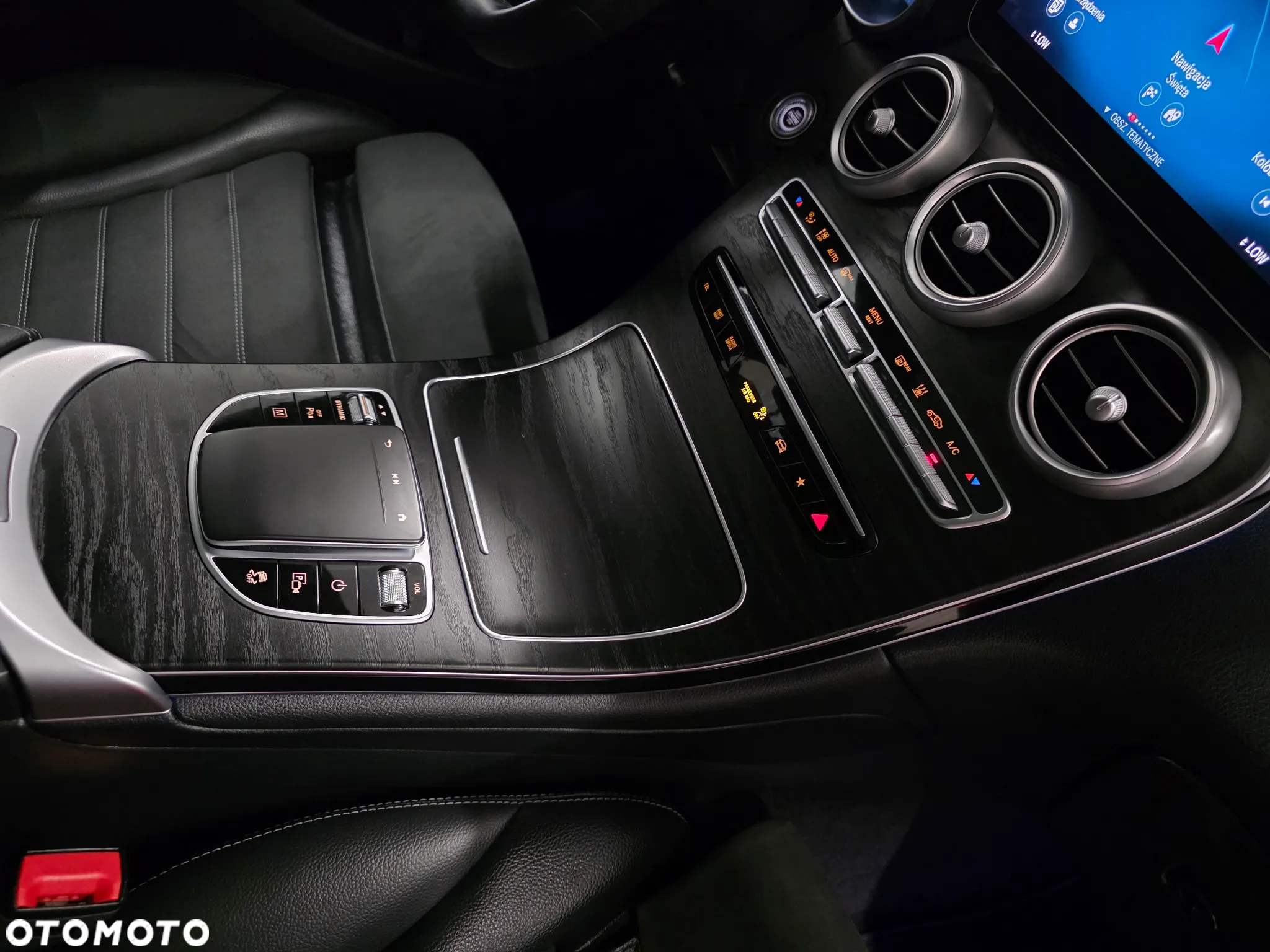 Mercedes-Benz GLC 300 d 4Matic 9G-TRONIC AMG Line Plus - 21