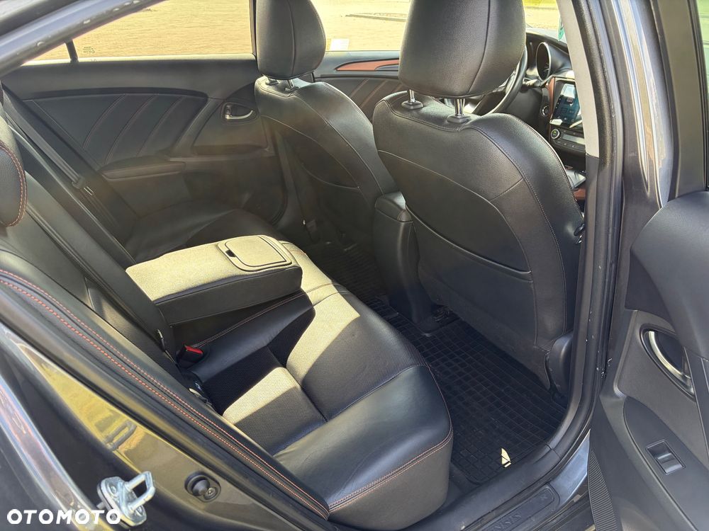 Toyota Avensis 1.8 Prestige - 10