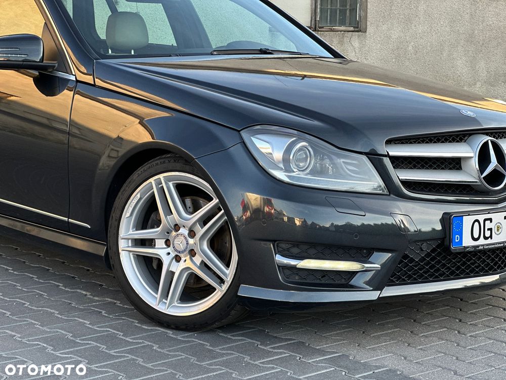 Mercedes-Benz Klasa C 350 CDI BlueEff Avantgarde - 5