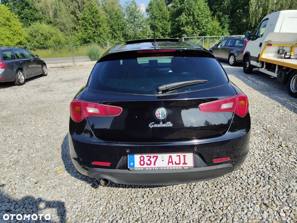 Alfa Romeo Giulietta 1.6 JTDM 16V Sport - 6