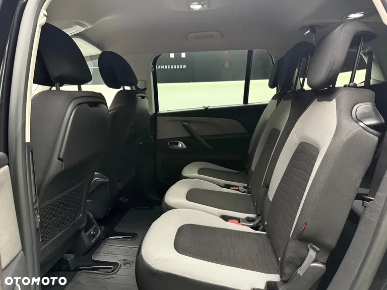 Citroën C4 Grand Picasso e-HDi 115 Intensive - 26