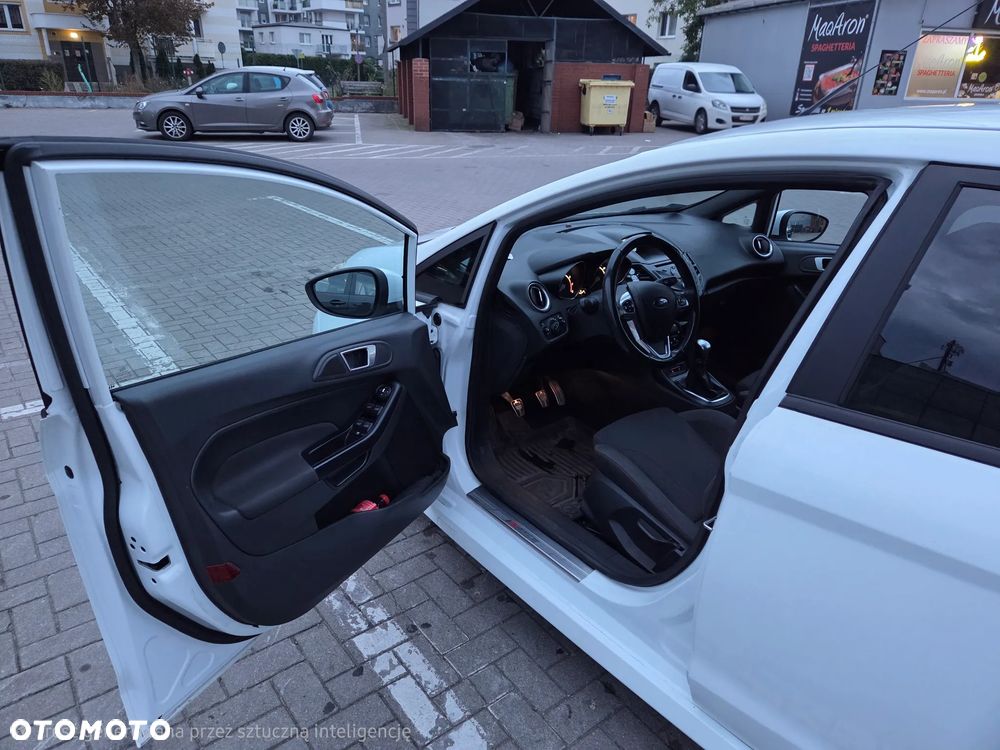 Ford Fiesta 2016 photo 5