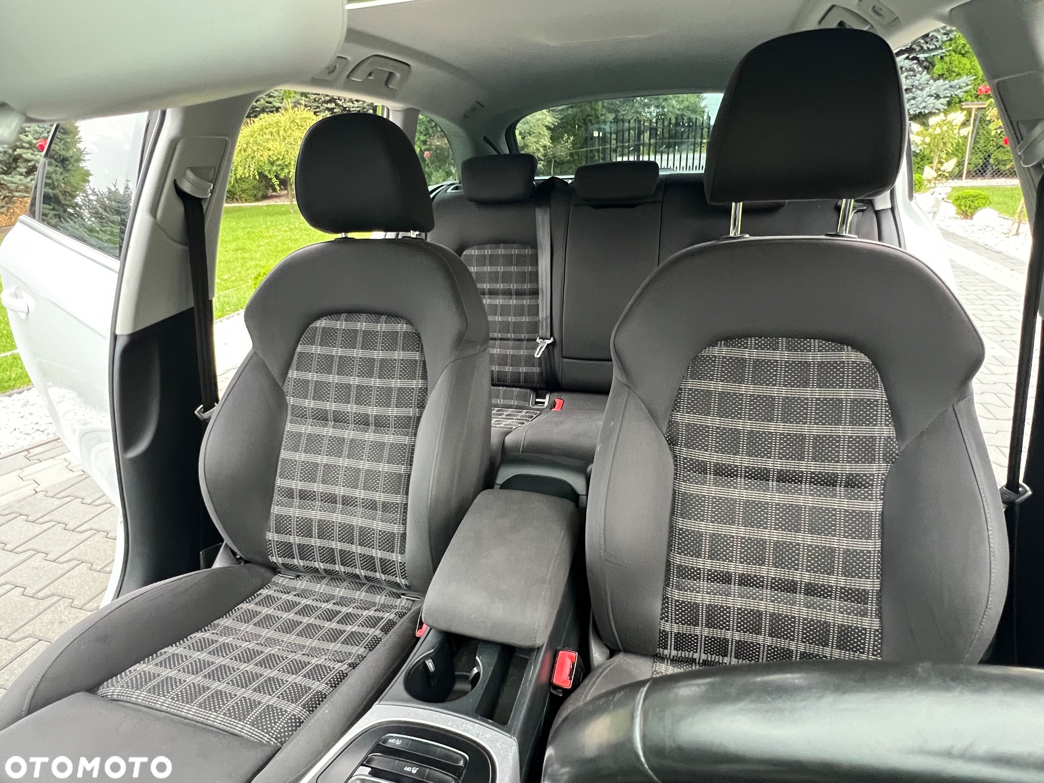 Audi A4 Avant 2.0 TDI Quattro S tronic - 27