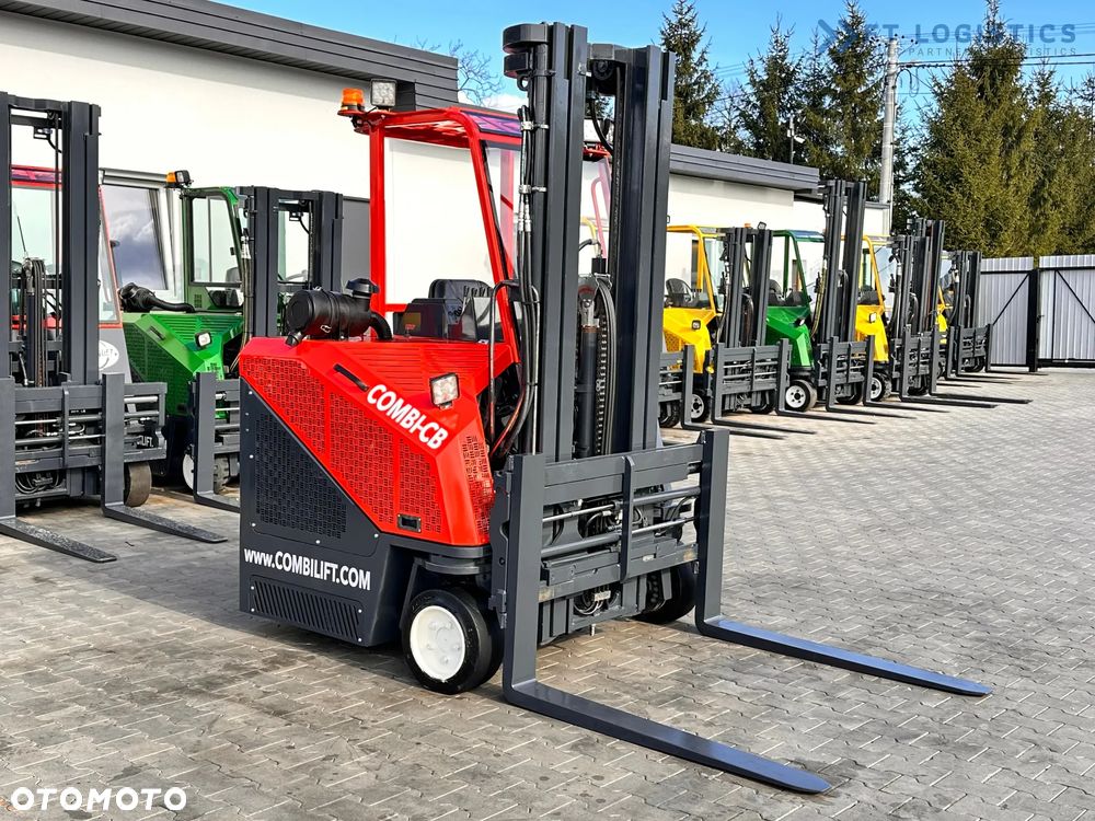 Combilift C3000CB / LPG / TRIPLEX / 5500MM / WOLNY SKOK / PRZESÓW + POZYCJONER WIDEŁ / JAK NOWY - 7