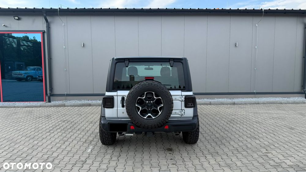 Jeep Wrangler - 13