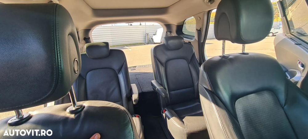 Hyundai Grand Santa Fe 2.2 CRDi 4WD Automatik Luxury - 11